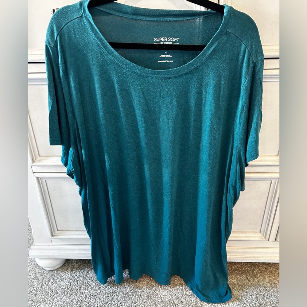 Torrid super soft short sleeve t shirt 4x